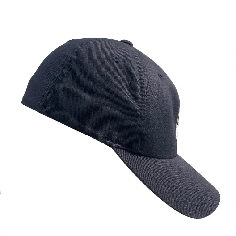 Youth VOLCUM Full Stone flexfit baseball cap Embroidered white logo